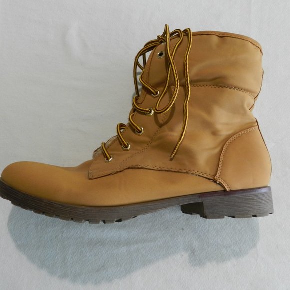 Rock and Candy foldover lace up boots - Picture 2 of 8